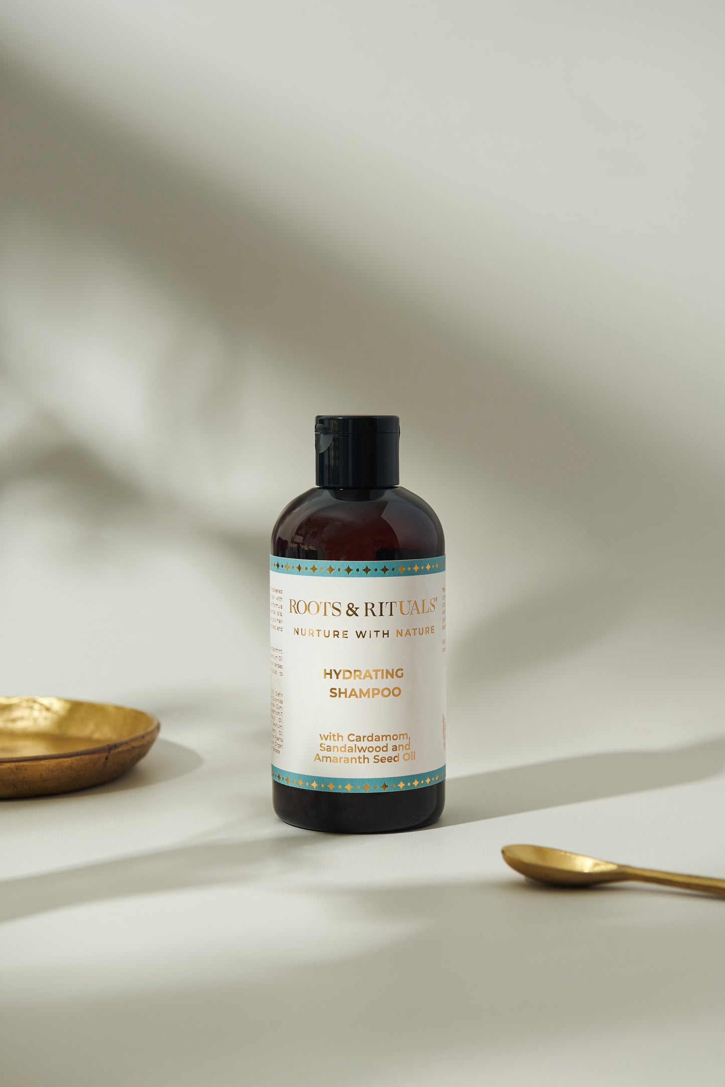 Roots Veda Hydrating Shampoo